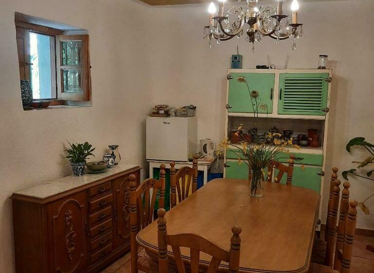 צימר Alpujarra Guesthouse, Habitaciones En Un Cortijo Sostenible Y Aislado En Medio De La Nada En Parque