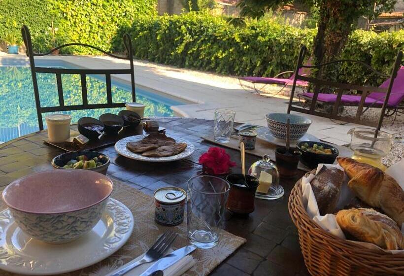 Bed and Breakfast Maison Des Bourgades