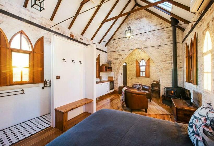 مبيت وإفطار Wilgowrah Church   Wilgowrah   A Country Escape