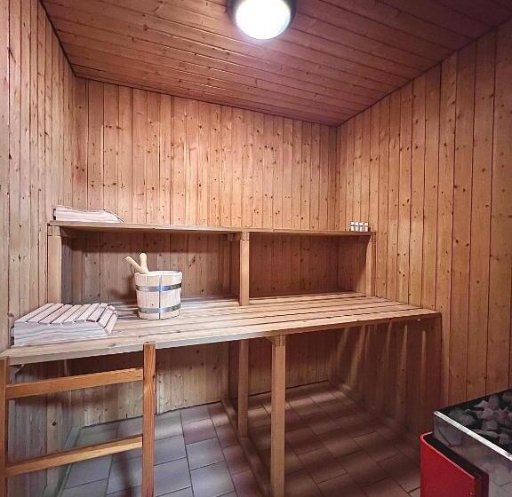 فندق Hôtel Restaurant Les Cernets Swiss Lodge Ssh