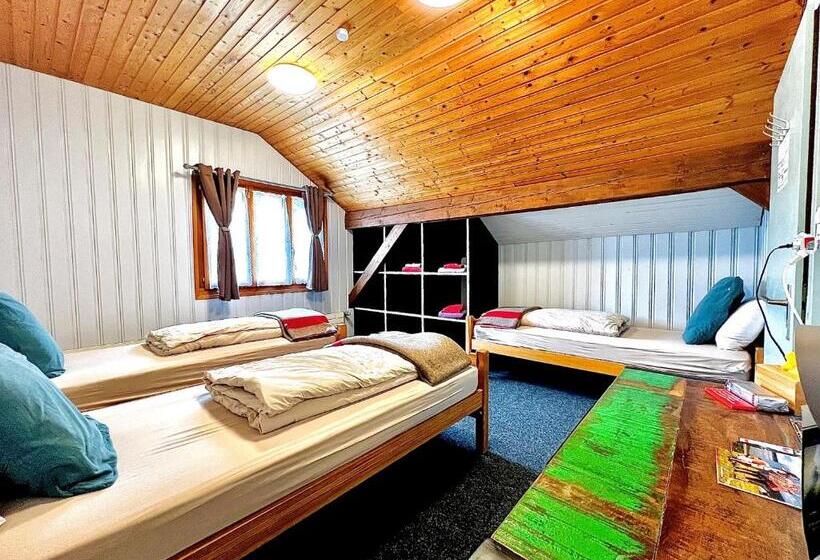 فندق Hôtel Restaurant Les Cernets Swiss Lodge Ssh