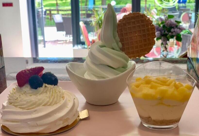 ペンション Café De La Crème