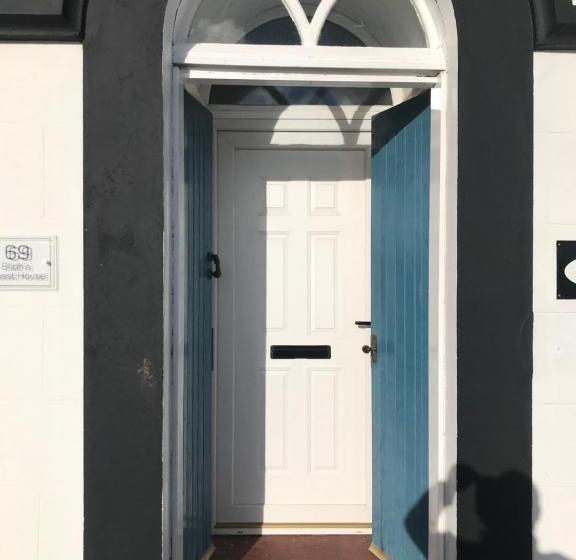بنسيون Eilidh’s Guest House