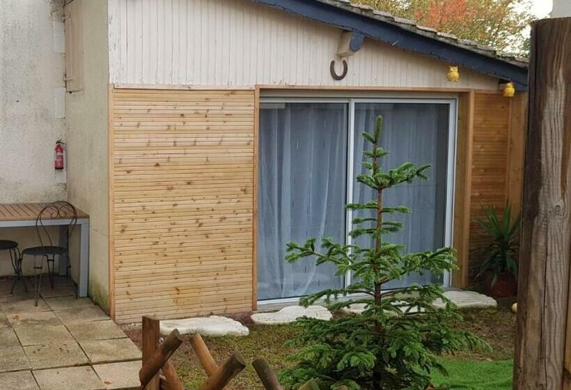 ペンション Gîte Des Quinconces