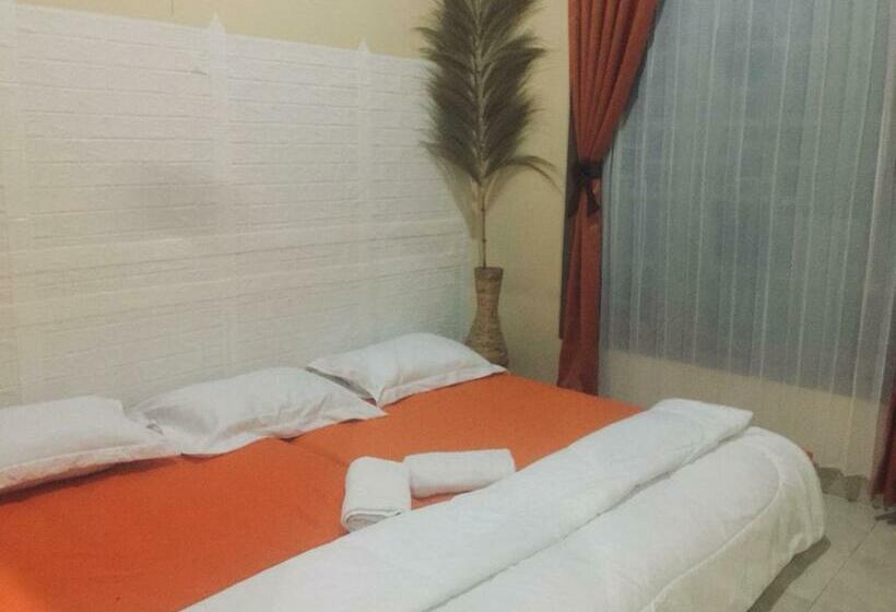 פנסיון House Of Runsia Guesthouse