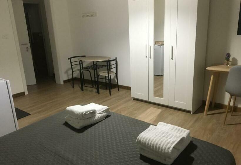 پانسیون Largo Otranto   Guest House