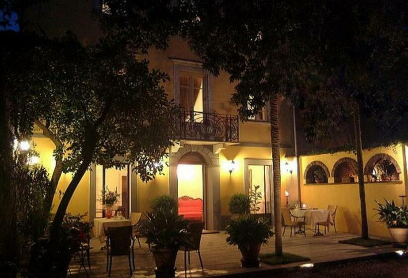 تختخواب و صبحانه Villa Lombardi