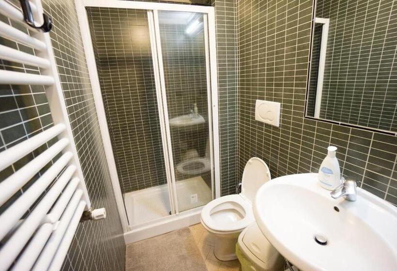 Funny Palace Hostel
