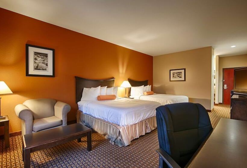 בית מלון כפרי Best Western Plus Circle Inn