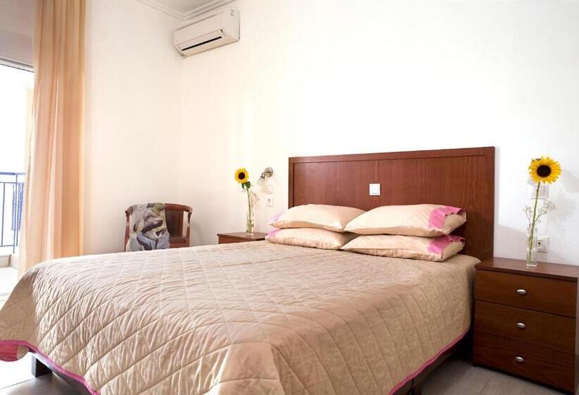 בית מלון כפרי Stratos