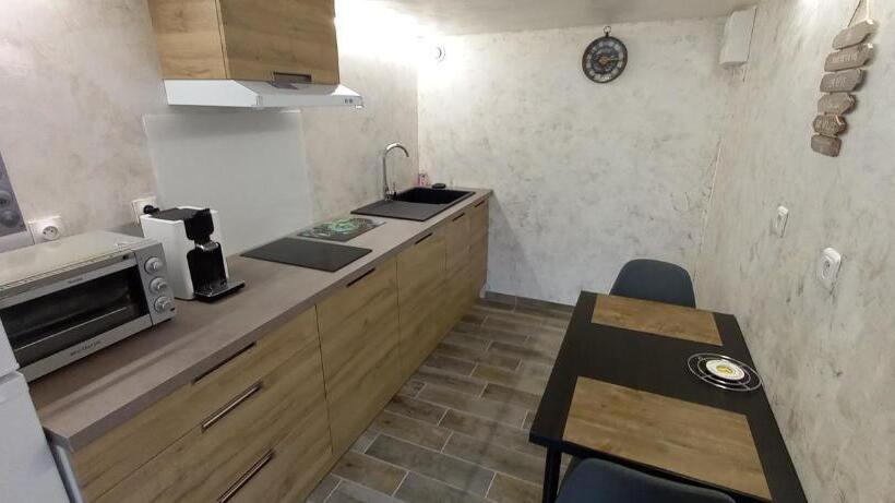 ベッドアンドブレックファースト Chambre D Hôte Chez Nathalie & Roland