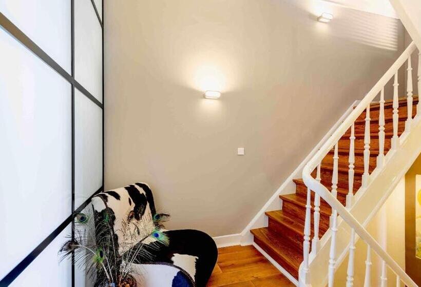 تختخواب و صبحانه Chez Hélène Luxury Bnb