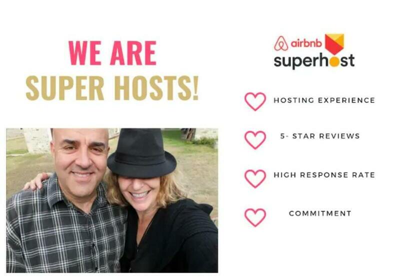 צימר Medieval Hamlet Malpertus