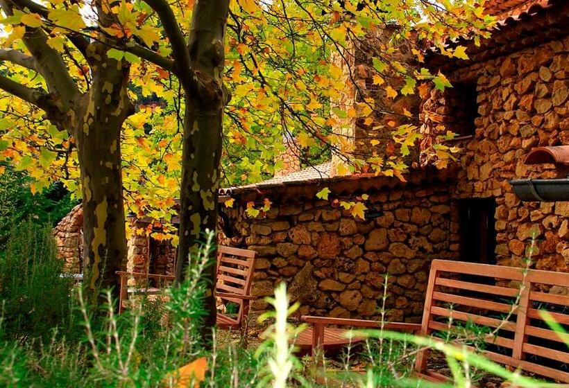 تختخواب و صبحانه Royo Guarde, Junto Al Río Mundo