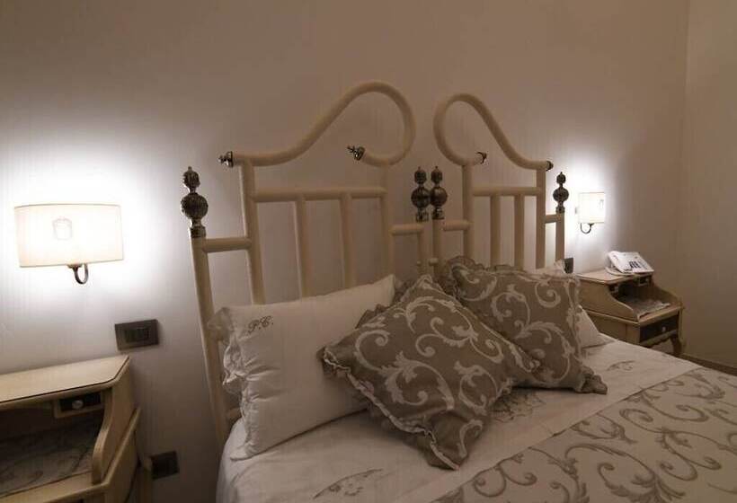 Plazacarrisi Hotel & Spa