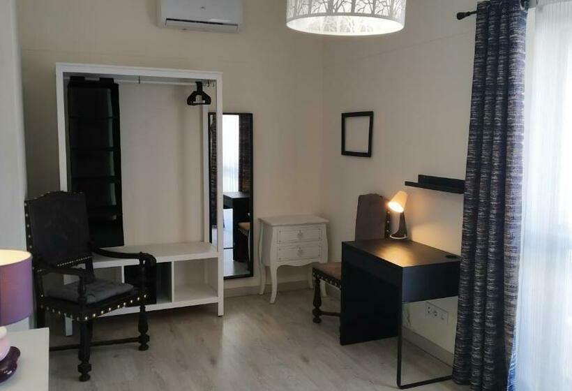 פנסיון Forever São Brás