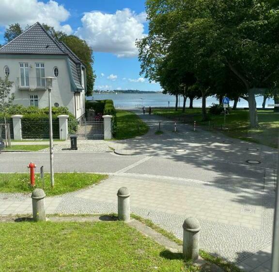 پانسیون Villa Am Meer   Stralsund