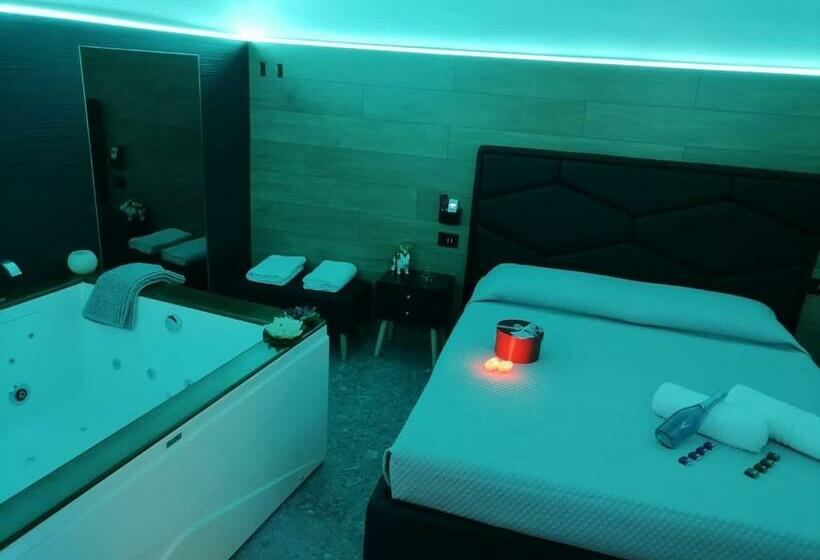 צימר Rebel Suite Love