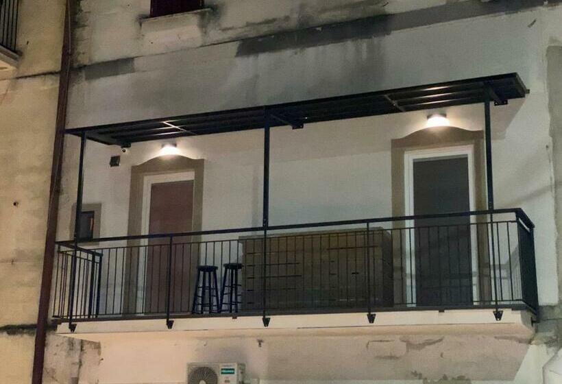 צימר Rebel Suite Love