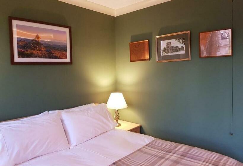 膳宿费 Afallon Townhouse