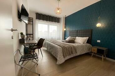 پانسیون Barirooms   Carulli Suites