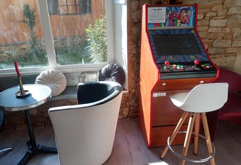 膳宿费 Le Sourire Du Troubadour   8 Chambres   Baignade à 300 M   Salle De Jeux   Poêle à Bois