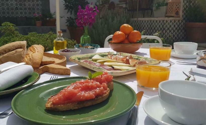 مبيت وإفطار Casa Rural Los Danzantes
