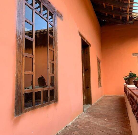 هتل Antigua Hacienda Metepec