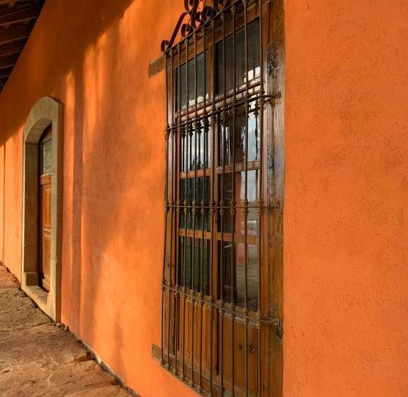 هتل Antigua Hacienda Metepec