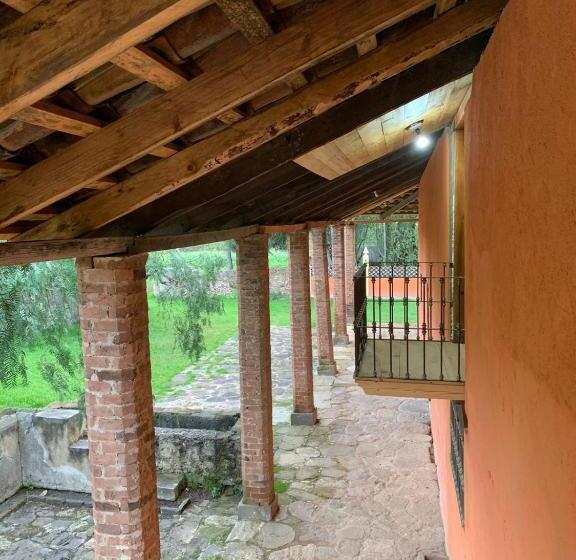 هتل Antigua Hacienda Metepec
