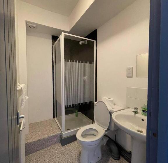 胶囊酒店 Ty R Bont Studios