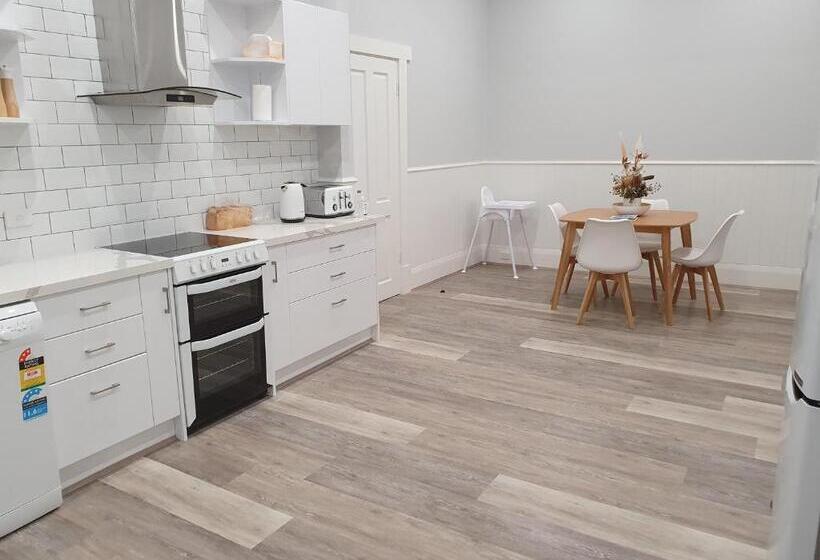 מוטל The Bend Abode