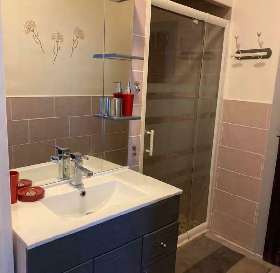 膳宿费 Chambres Et Table D Hôtes Le Cèdre Aveyron