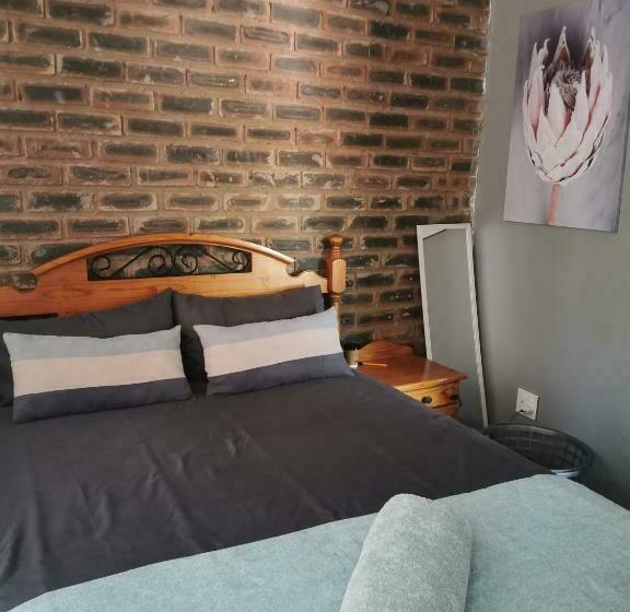 ペンション Kameeldoring Guest House