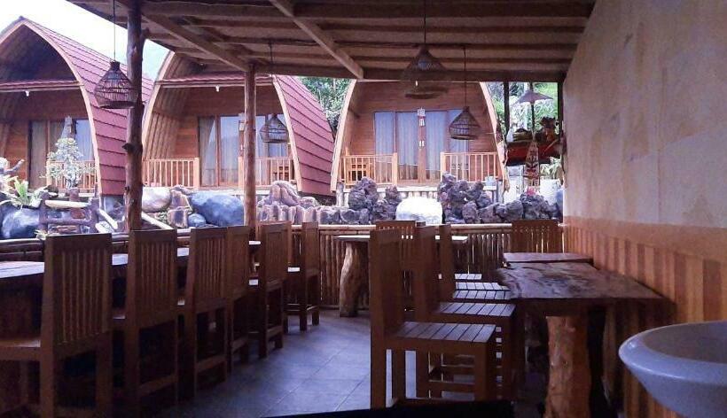 پانسیون Manik Tirta Cabin S