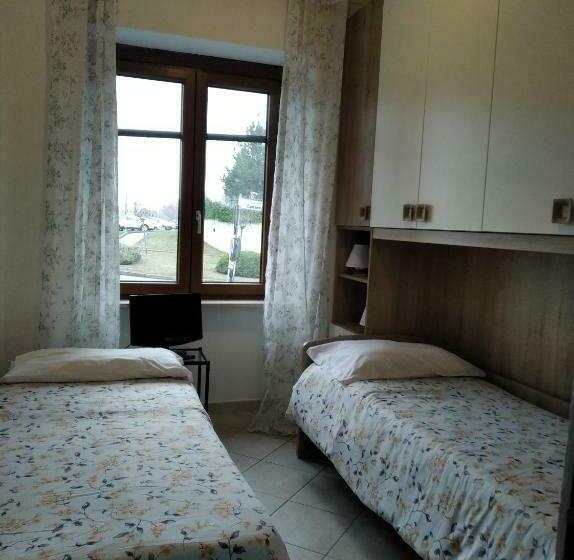 بنسيون Struttura Stella