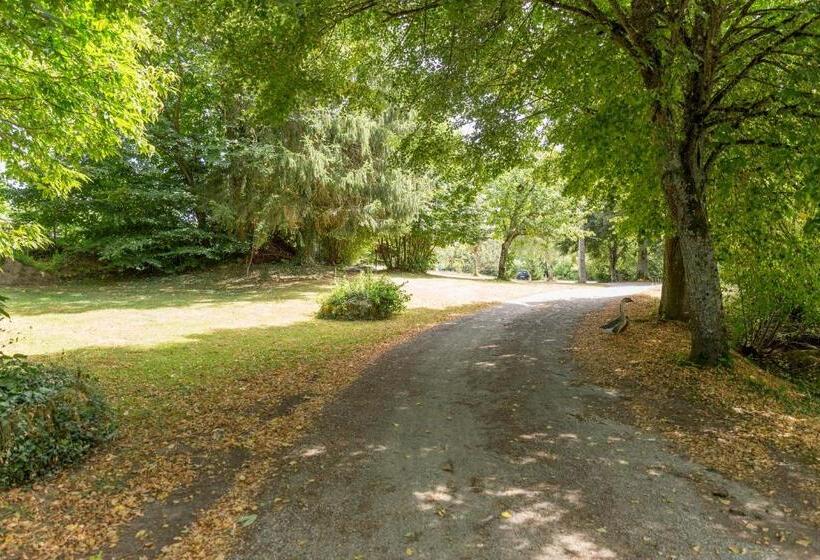 مبيت وإفطار Chambres Et Table D Hôtes Floromel La Souterraine En Rez De Chaussee