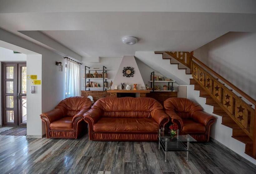 تختخواب و صبحانه Vila Loft Cube