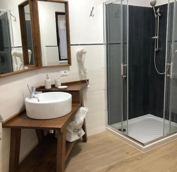 تختخواب و صبحانه Vila Loft Cube