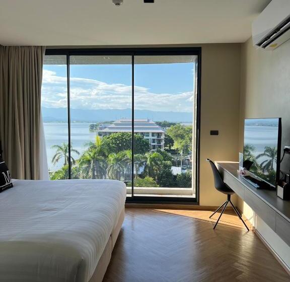 M2 Hotel Waterside