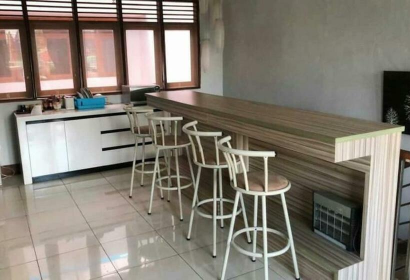 Пансион Pondok Raphael Guesthouse