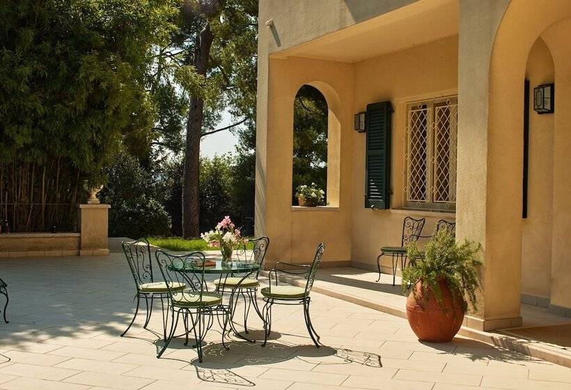 پانسیون Villa Monacelli B&b