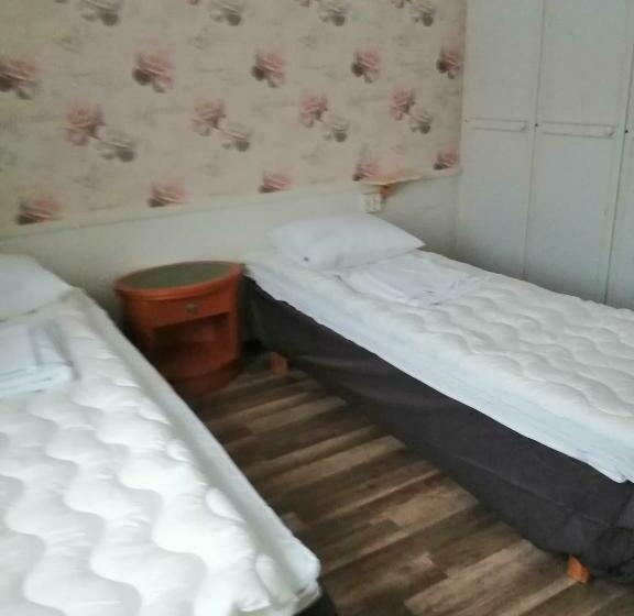 הוסטל Köpsintie 4 B