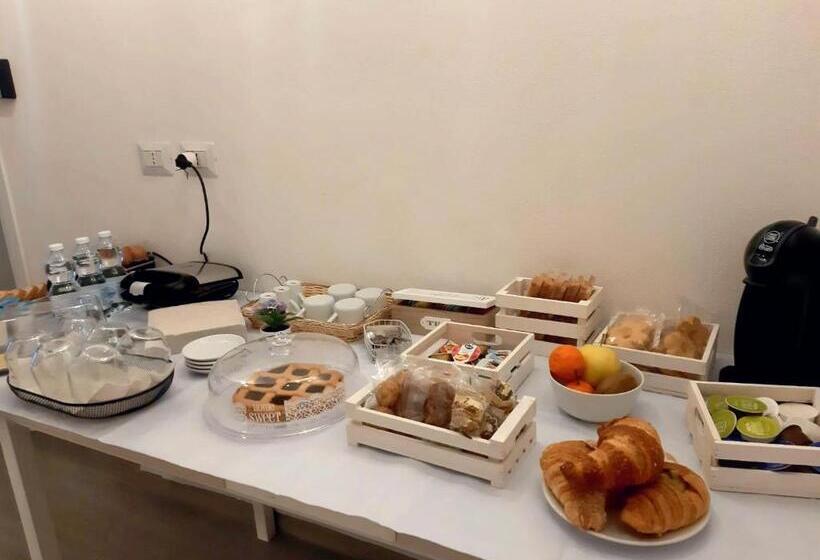 تختخواب و صبحانه A Due Passi Da