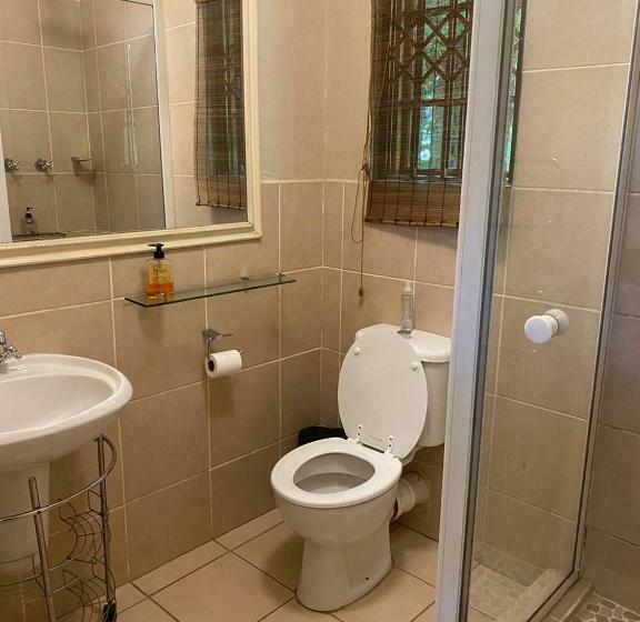 Bed and Breakfast Cabbage Tree Cottage