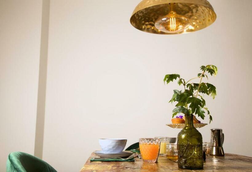 تختخواب و صبحانه Locanda 53