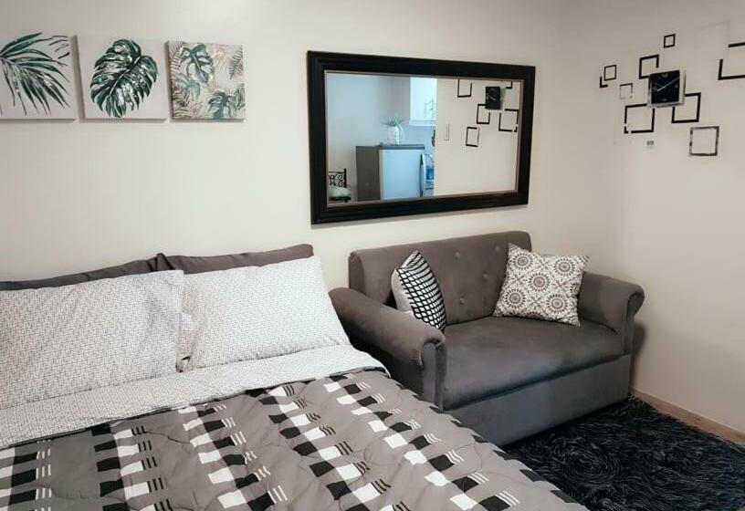 مبيت وإفطار Stanford Suites 2