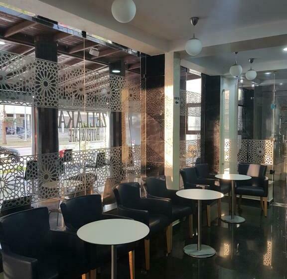 فندق Zellaka Hôtel & Café