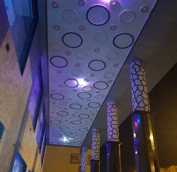 فندق Zellaka Hôtel & Café