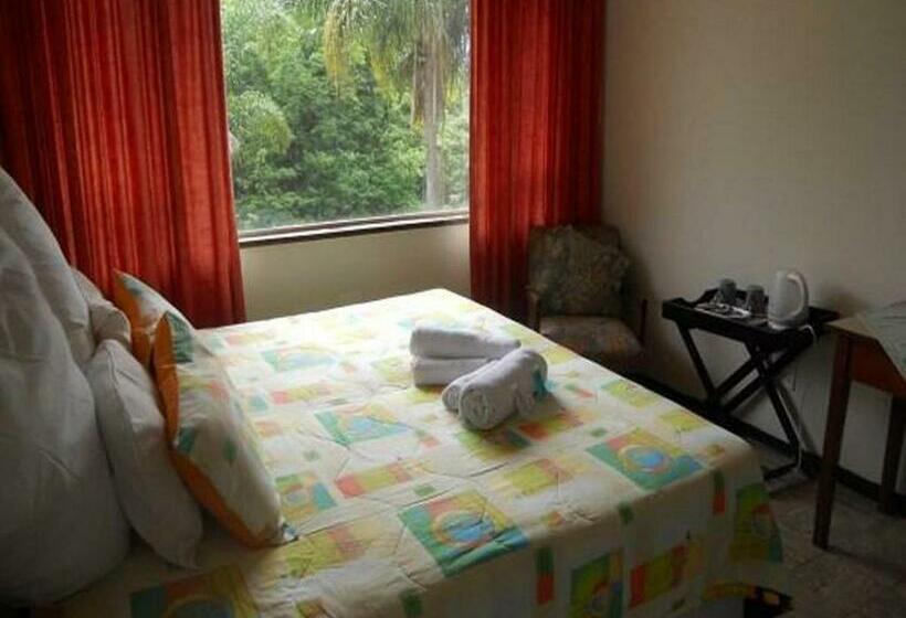 ペンション Tre Fontane Guesthouse